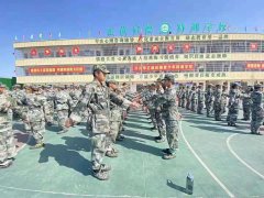 共迎朝气五月，阳光青年成长进行时