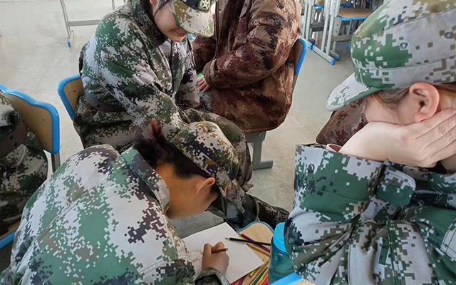 全封闭军事化管理学校 好不好(初中全封闭军事化管理学校)(图2)