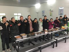 正苗启德师生共庆小年夜