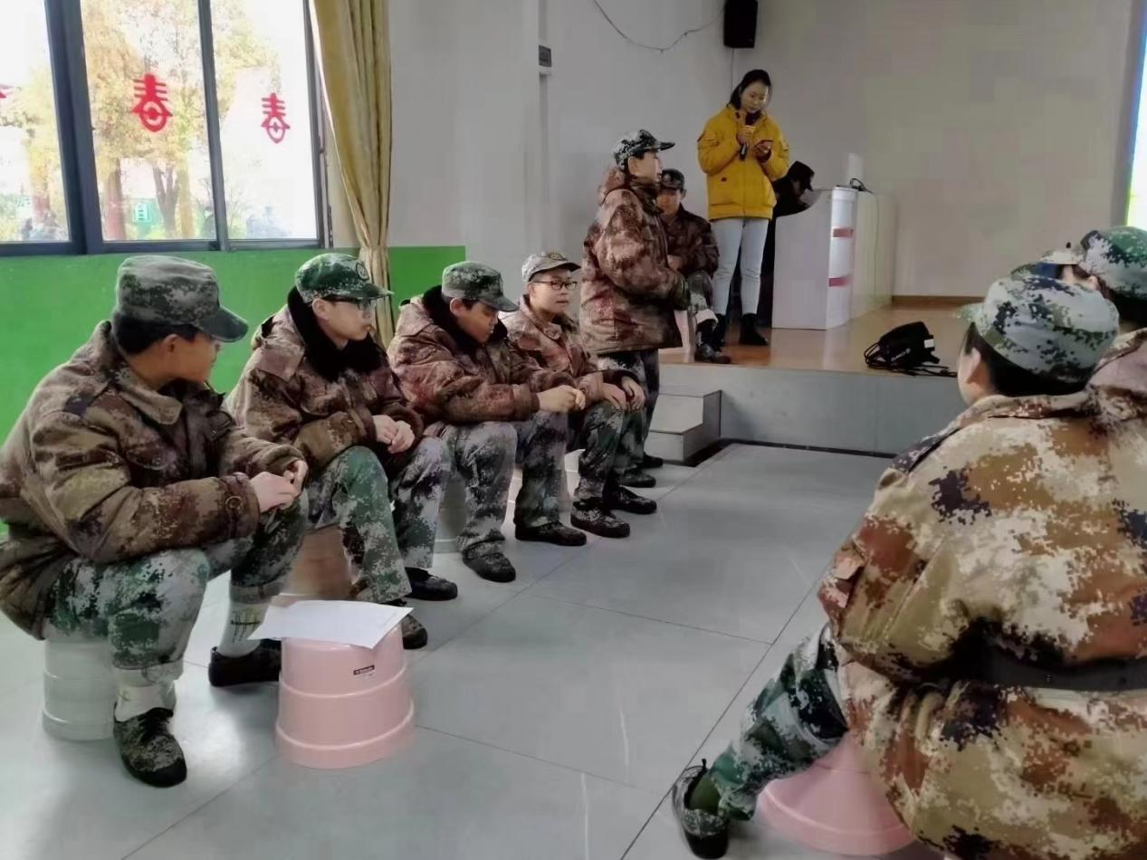 正苗启德学校辩论赛